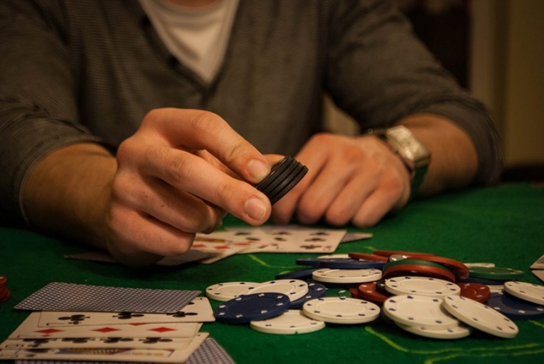 К чему снится игра в покер