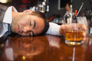 Почему алкоголь заставляет мечтать?