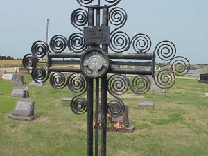 кладбищенские кресты