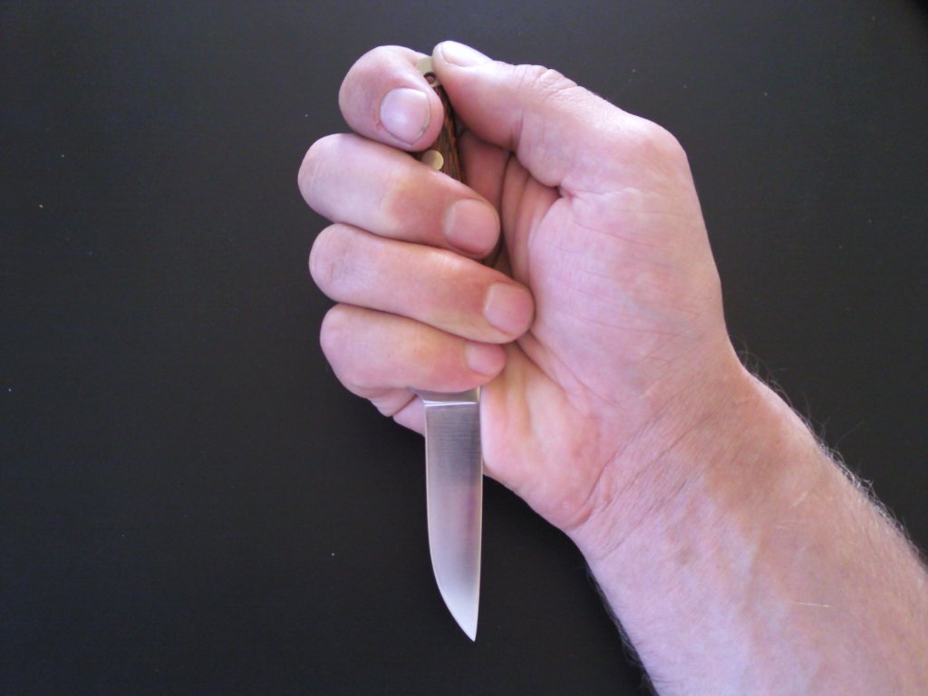 Сонник нож в спину от женщины